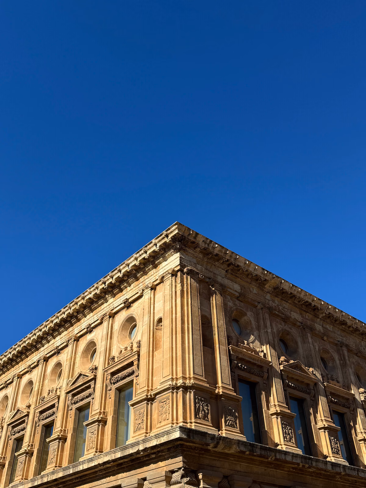 Palacio De Carlos V